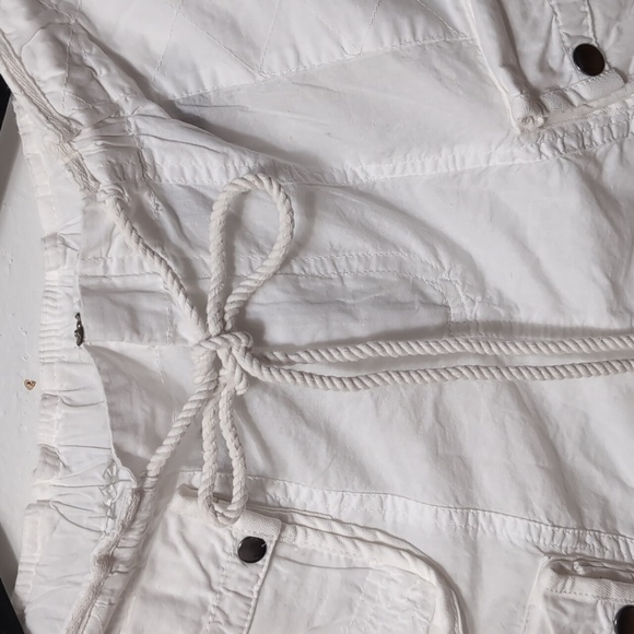 FREE PEOPLE Moon Bay White Parachute Cargo Shorts, Size Small - Picture 9 of 14